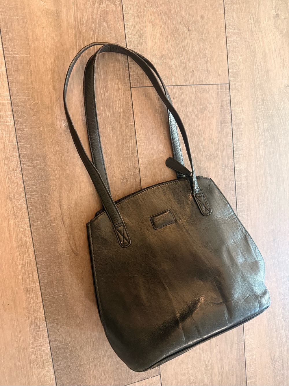 OSPREY Black Leather Double-Strap Shoulder Bag